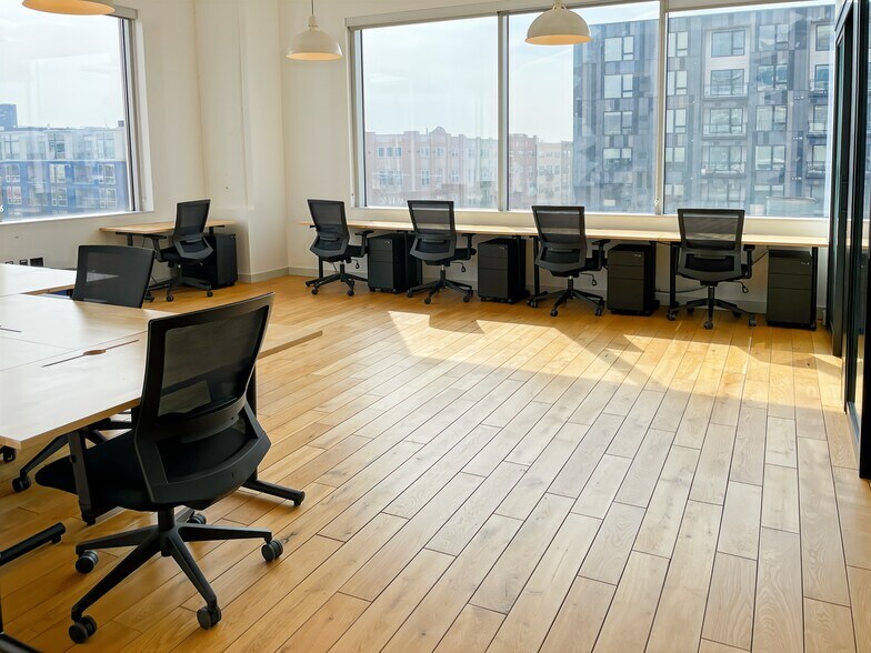More Photos Of 1330 Lagoon Ave, Minneapolis Coworking Space