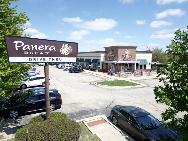More Photos Of 1903 Convenience Pl, Champaign General Retail For Sale