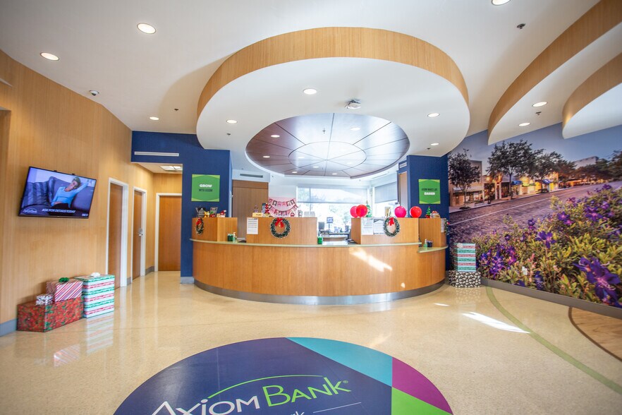 More Photos Of 862 Orlando Ave, Winter Park Bank For Lease