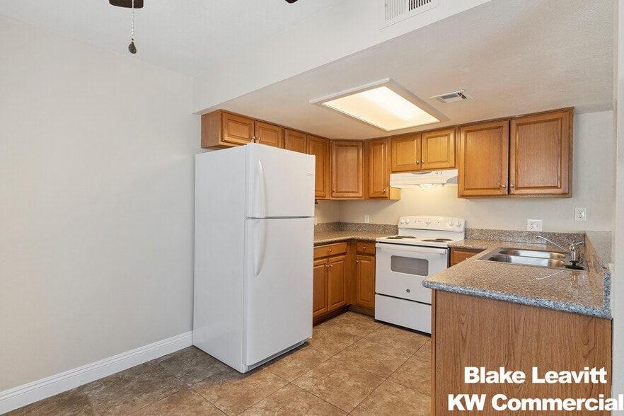 More Photos Of , Las Vegas Multifamily For Sale
