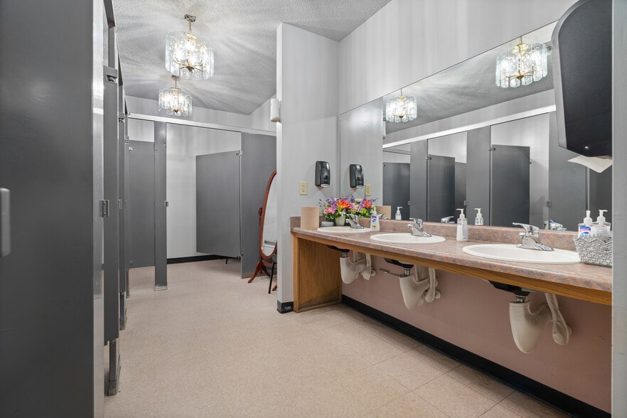 More Photos Of 3057 Walt Stephens Rd, Jonesboro Specialty For Sale