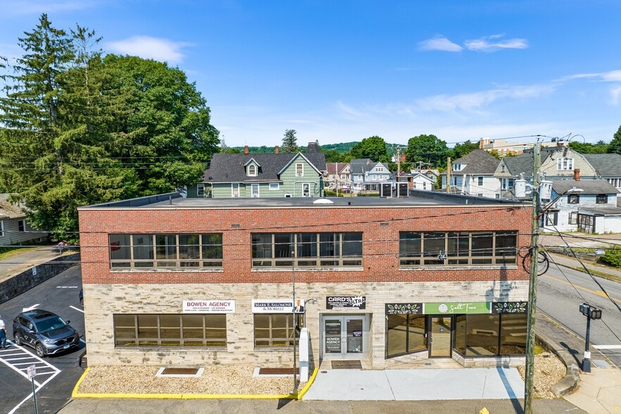 More Photos Of 253-257 Main St, Torrington Office For Sale