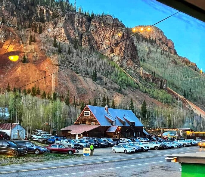 More Photos Of 71450 Highway 550, Silverton Hotel For Sale