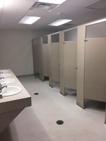 More Photos Of 2400 Solomons Island Rd S, Prince Frederick Religious Facility For Sale