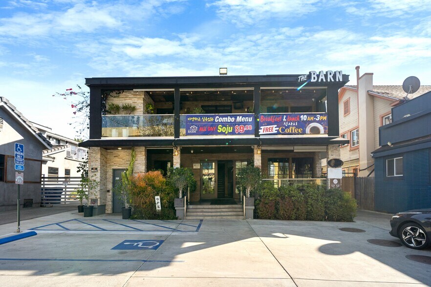 Primary Photo Of 228 S Oxford Ave, Los Angeles General Retail For Sale