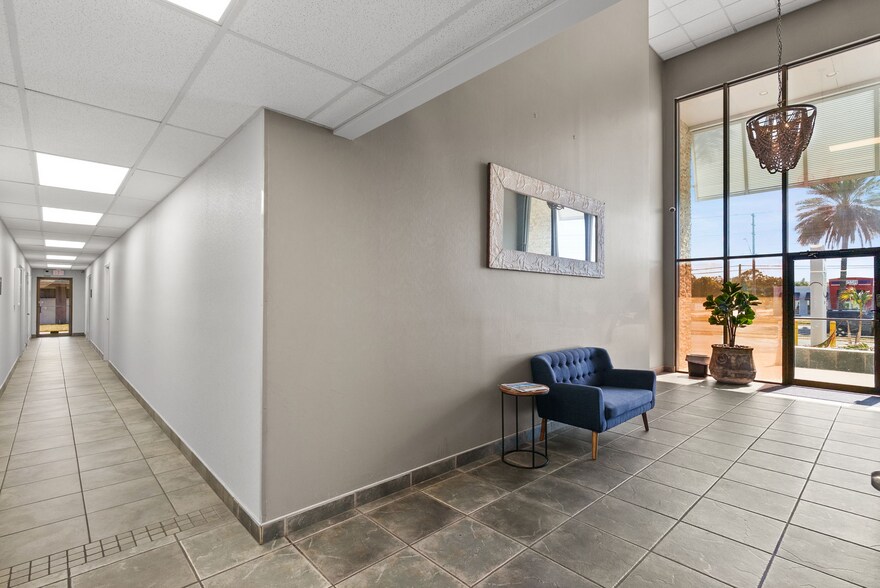 More Photos Of 2700 E Bay Dr, Largo Medical For Sale