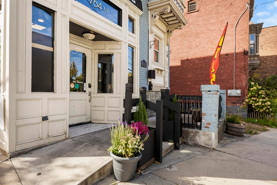 More Photos Of 764 1/2 Eastern Ave, Schenectady Restaurant For Sale