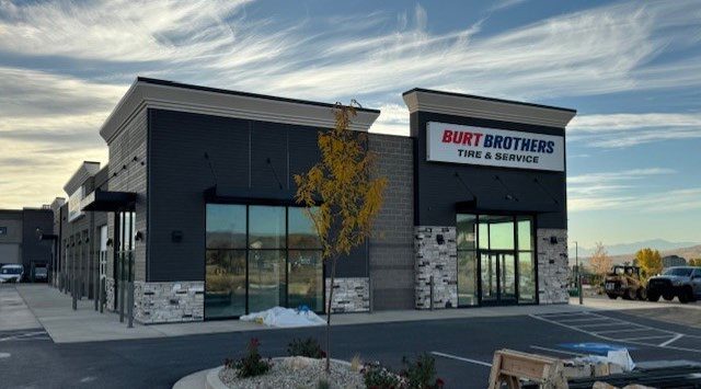 More Photos Of 425 W 2650 N, Pleasant View Auto Repair For Sale