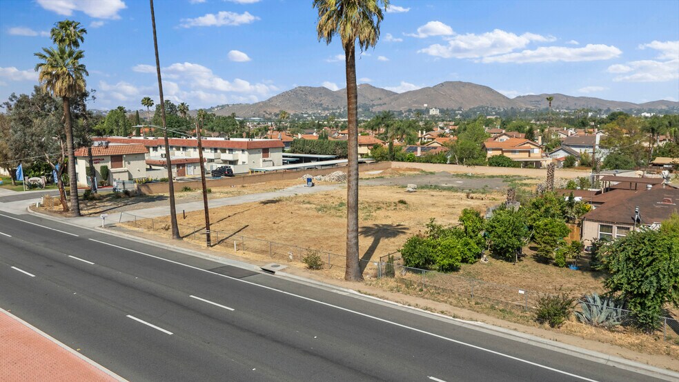 More Photos Of 11325 Magnolia Ave, Riverside Land For Sale