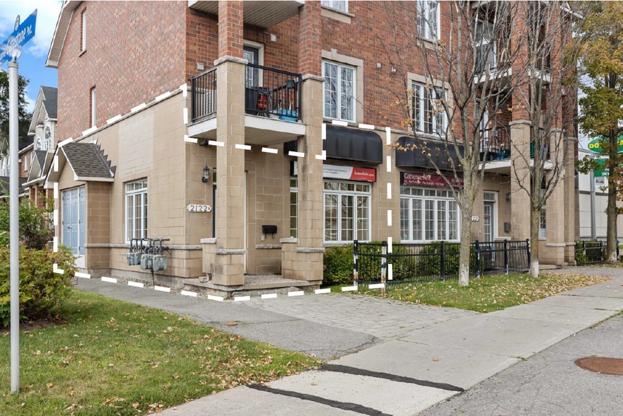 Primary Photo Of 2120 Montreal Rd, Ottawa Storefront Retail Residential For Sale
