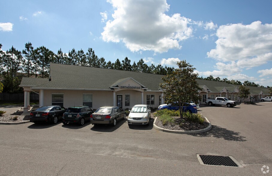 More Photos Of 10353 Cross Creek Blvd, Tampa Office For Lease