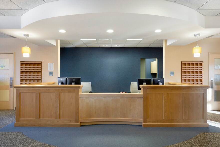 More Photos Of 8650 Hudson Blvd, Lake Elmo Medical For Lease