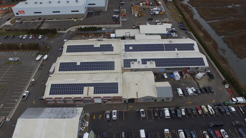 More Photos Of 314 Wilson Ave, Norwalk Warehouse For Lease