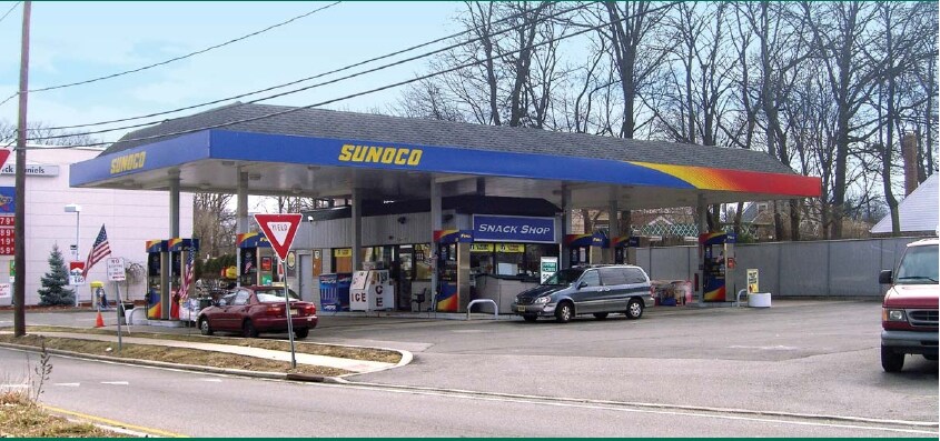 Primary Photo Of 40-10 S Broadway, Fair Lawn Service Station For Lease