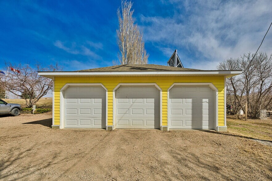 More Photos Of 111 Severn Av, Rosebud Hospitality For Sale