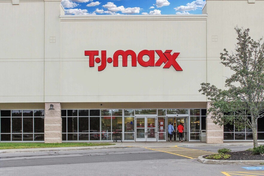 More Photos Of 221-231 Wade Rd Ext, Latham Unknown For Lease