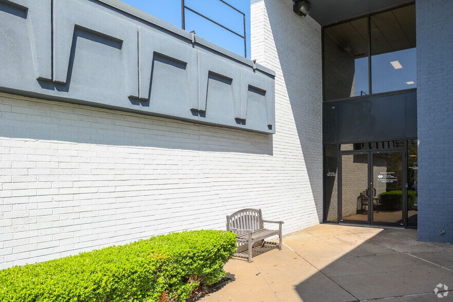 More Photos Of 4415 S Harvard Ave, Tulsa Medical For Lease