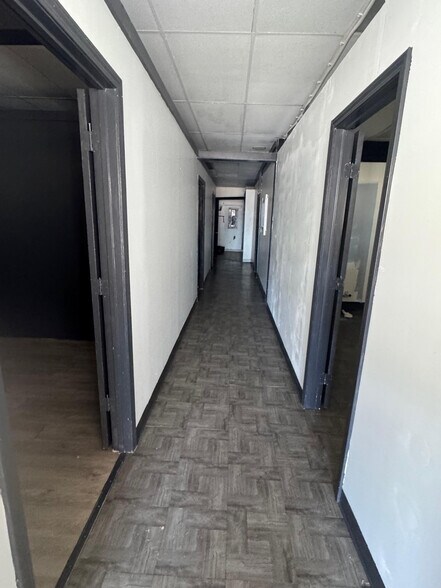 More Photos Of 1760 Lee Rd, Douglasville General Retail For Lease