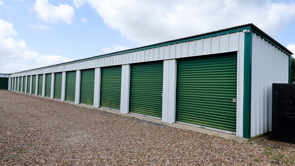 More Photos Of 5250 TX-185 Hwy, Victoria Self Storage For Sale