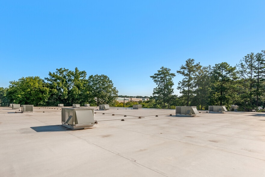 More Photos Of 3586 Pierce Dr NE, Chamblee Office For Sale