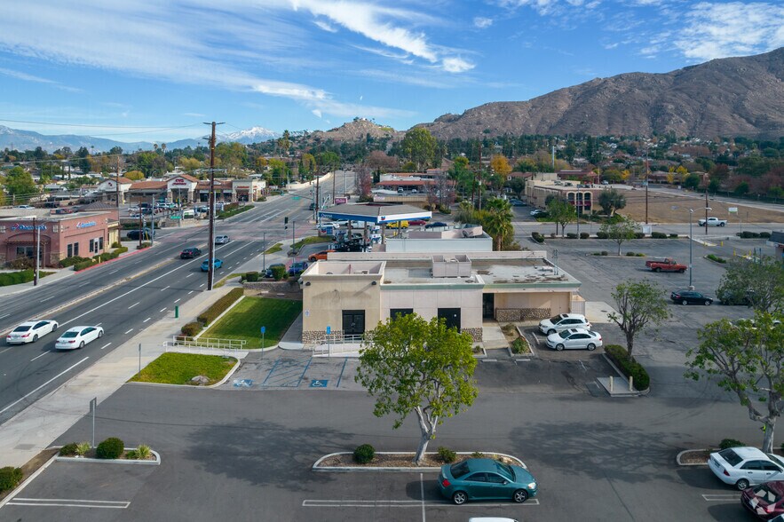 More Photos Of 22409-22499 Barton Rd, Grand Terrace Unknown For Lease