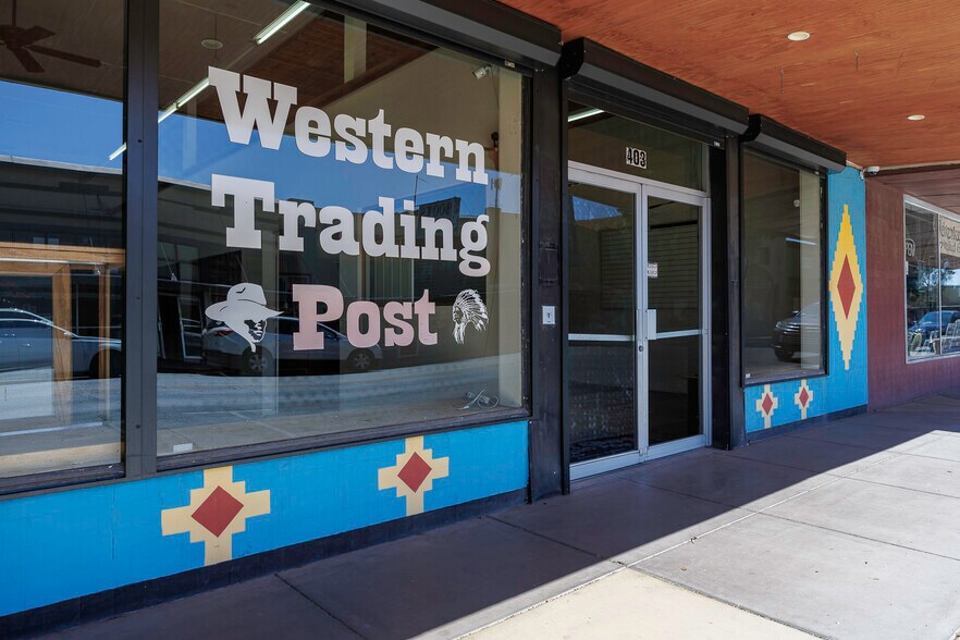 More Photos Of 403 N Florence St, Casa Grande Restaurant For Lease