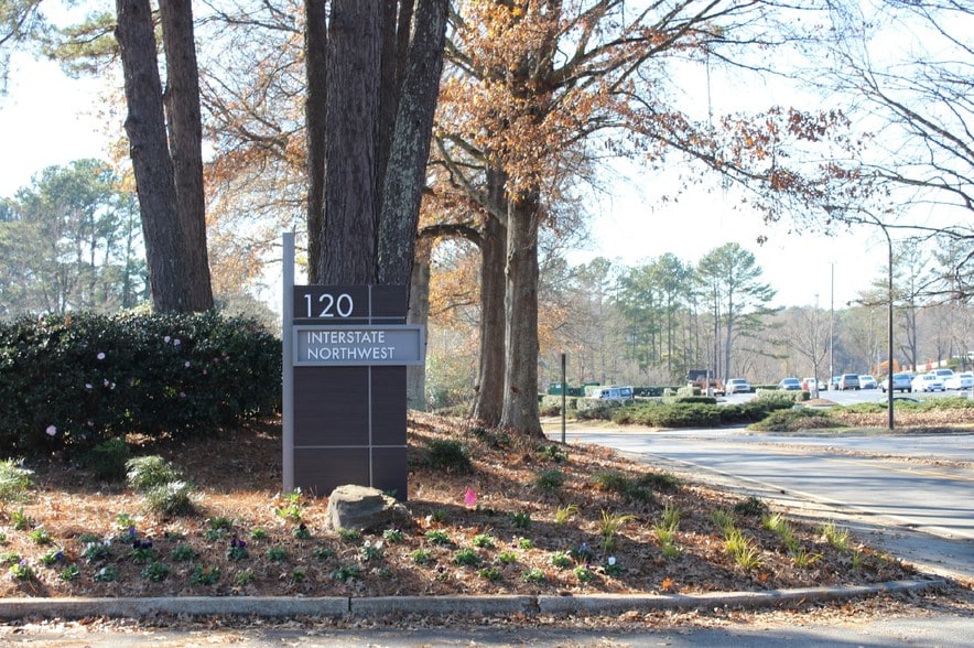 More Photos Of 120 Interstate N Pky E SE, Atlanta Light Distribution For Lease