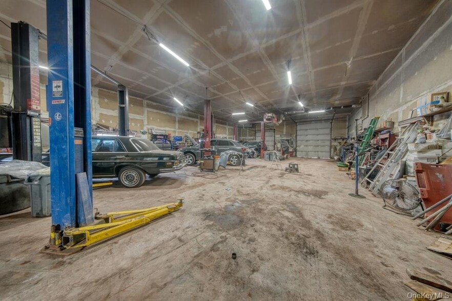 More Photos Of 47 Coopers Corner Rd, Monticello Contractor Storage Yard For Sale