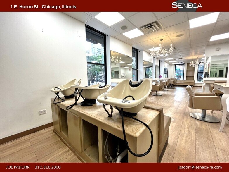 More Photos Of 1 E Huron St, Chicago Storefront For Sale