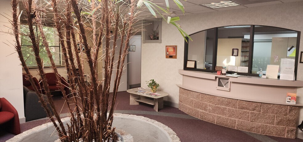 More Photos Of 101 N 8th St, Lake Mary Medical For Sale