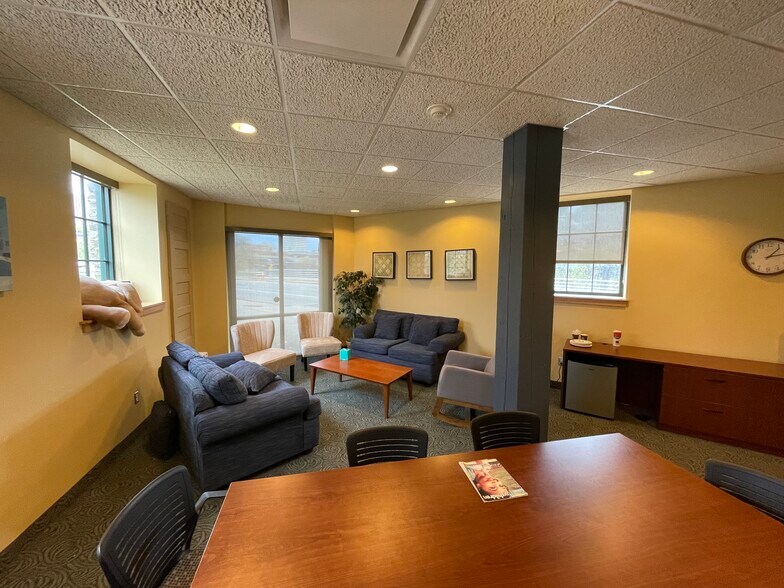 More Photos Of 1 Mt Hope Ave, Rochester Office For Sale
