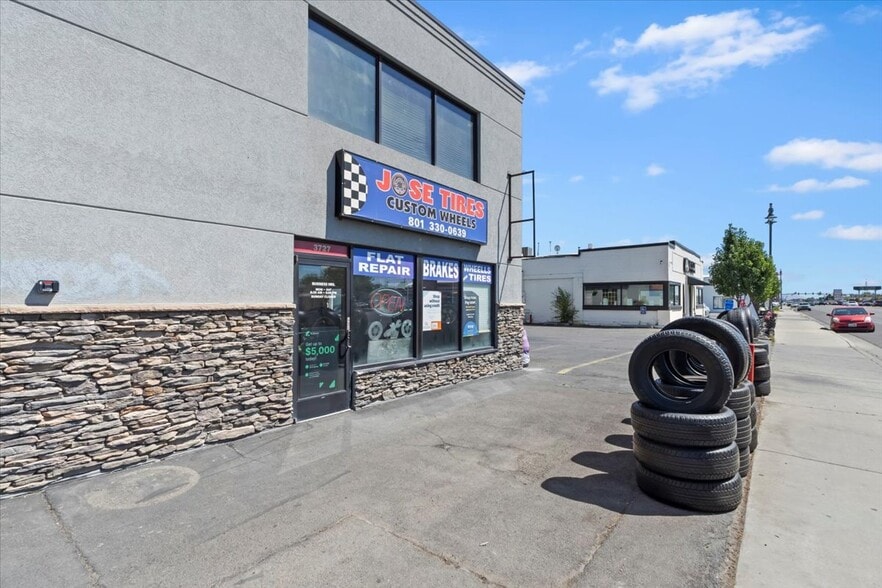 More Photos Of 3727 S State St, Salt Lake City Freestanding For Sale