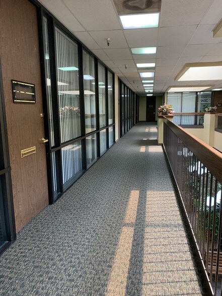 More Photos Of 310 E Interstate 30, Garland Office For Sale