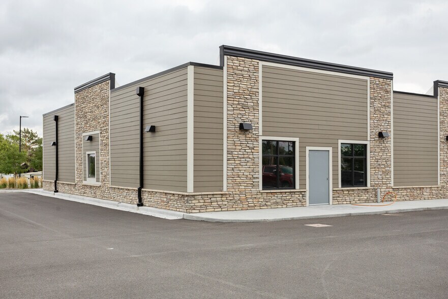 More Photos Of 3435 College Dr, Cheyenne General Retail For Lease