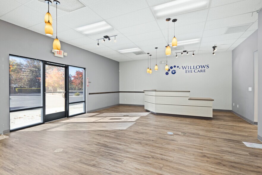 More Photos Of 1070 Wood St, Willows General Retail For Lease