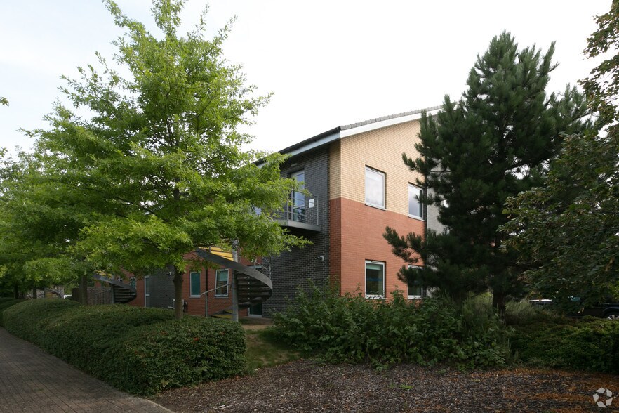 More Photos Of Gloucester Business Park, Brockworth Office For Lease