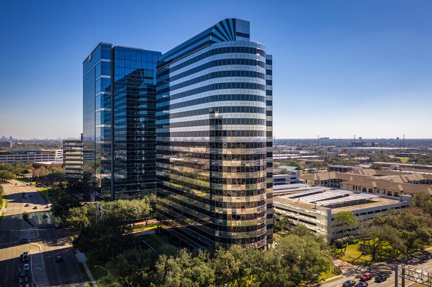 More Photos Of 10375 Richmond Ave, Houston Office For Lease