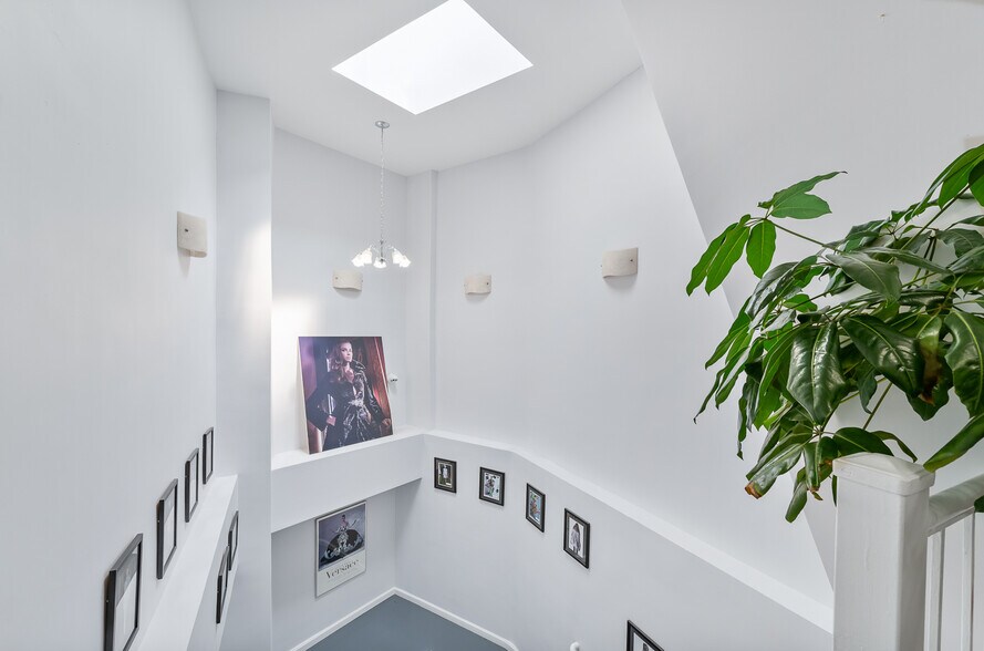 More Photos Of 2529 49th St, Astoria Manufacturing For Sale