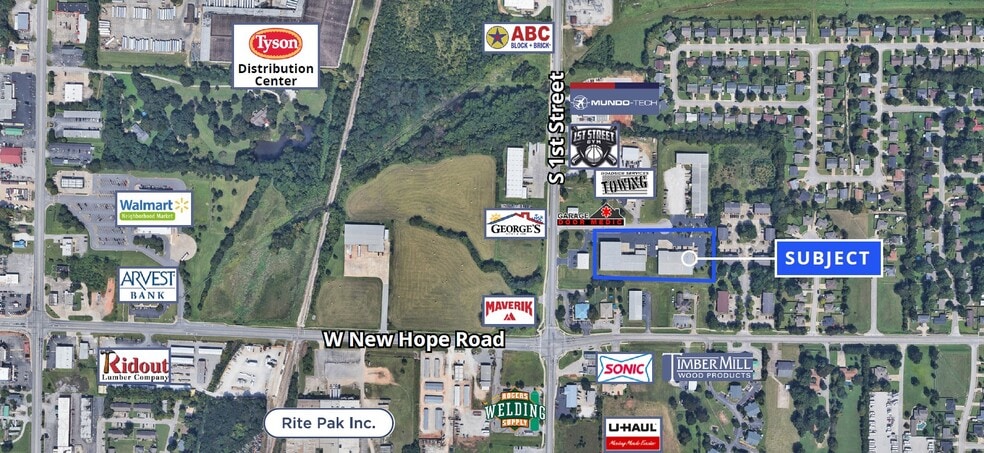 More Photos Of 110 E Linden St, Rogers Unknown For Lease