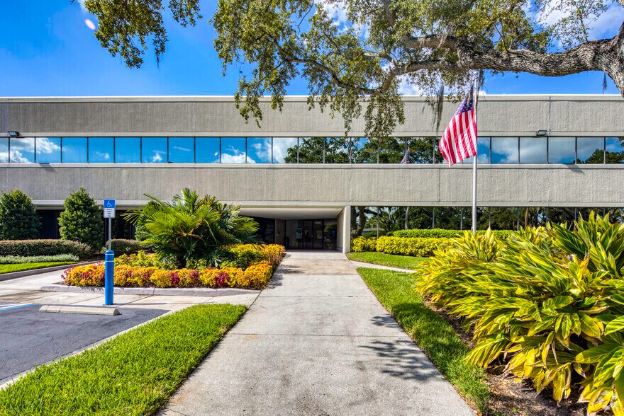 More Photos Of 5404 Cypress Center Dr, Tampa Unknown For Lease