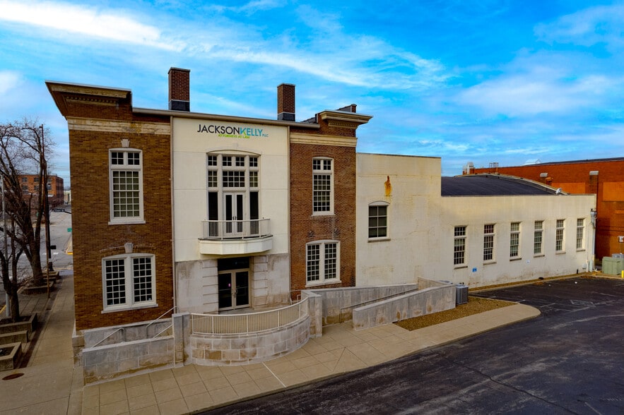 More Photos Of 221 NW 5th St, Evansville Office For Sale