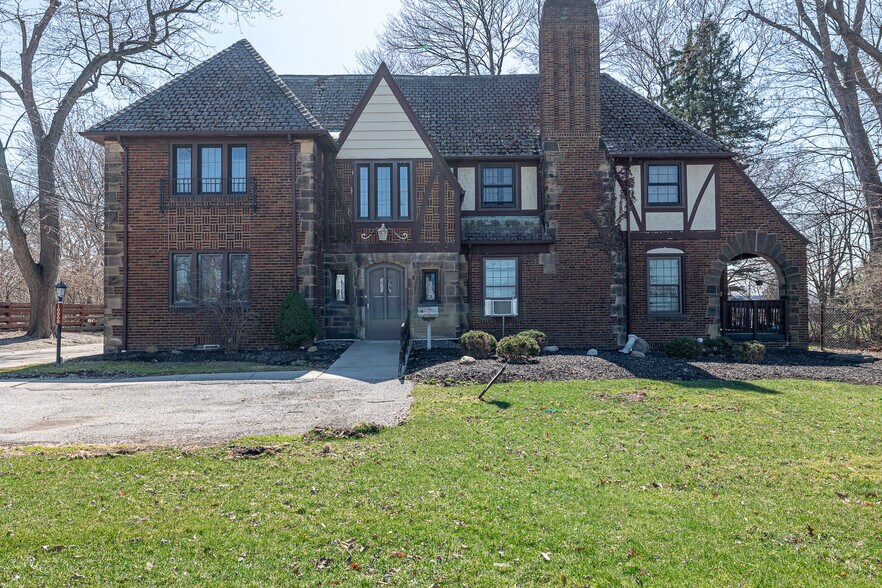 Primary Photo Of 10000 Granger Rd, Cleveland Assisted Living For Sale