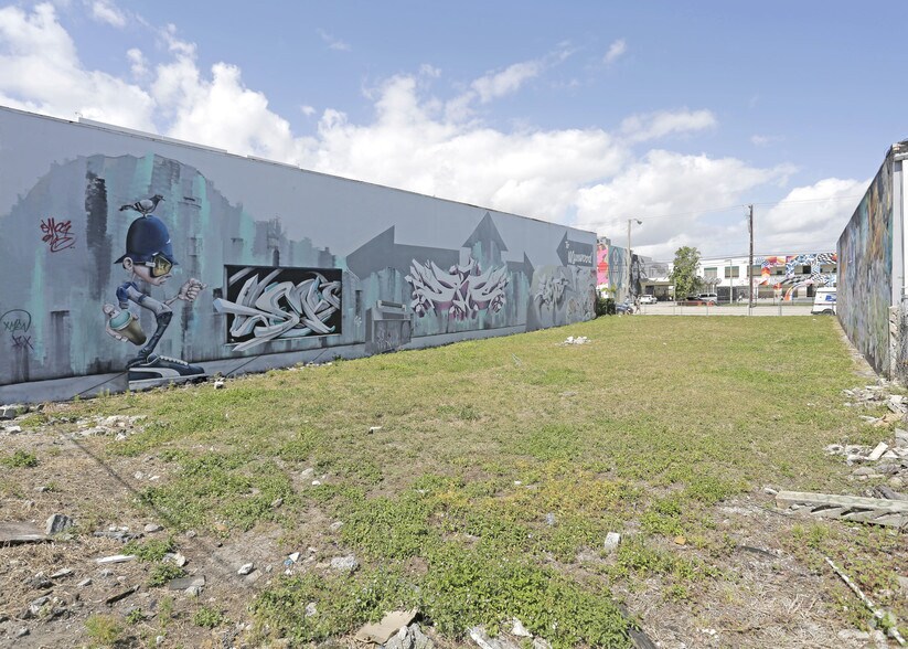 More Photos Of 320 NW 29th St, Miami Land For Sale