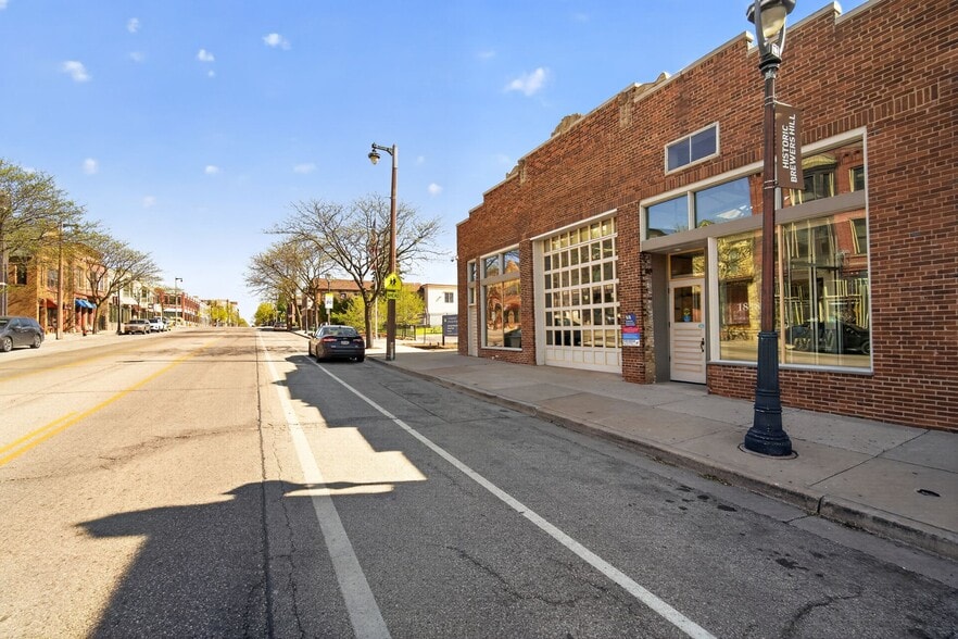 More Photos Of 1818 N Dr Martin Luther King Jr Dr, Milwaukee Office For Sale