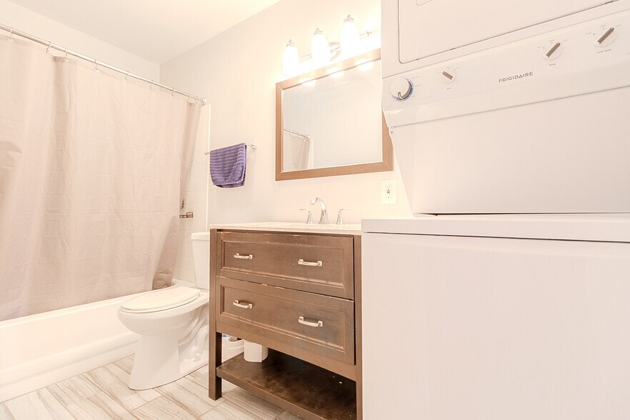 More Photos Of , Pittsburgh Multifamily For Sale