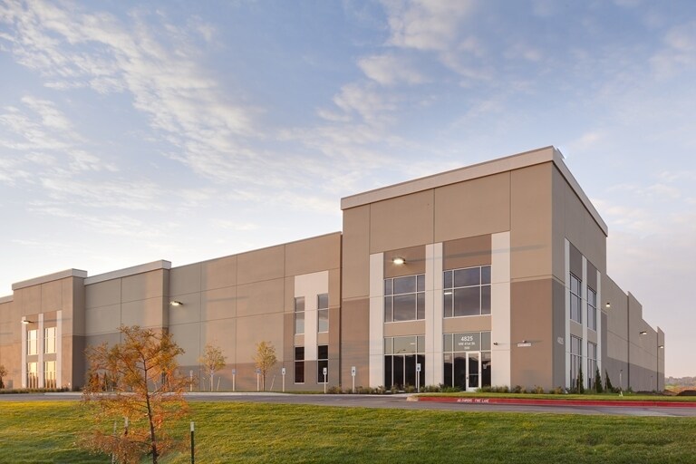 More Photos Of 306 Hazelwood Logistics Center Dr, Hazelwood Unknown For Lease