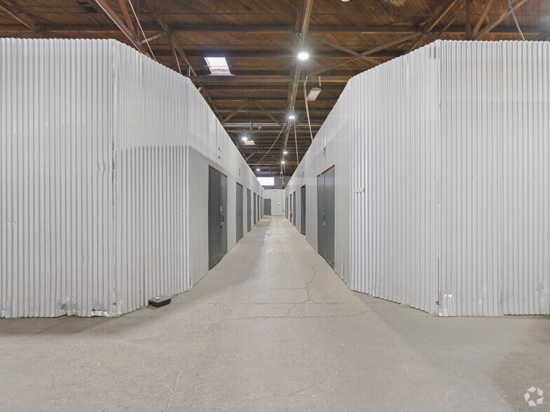 More Photos Of 205 E Alma Ave, San Jose Warehouse For Lease