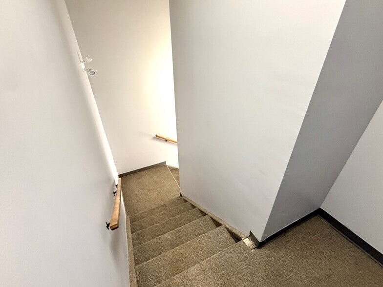 More Photos Of 8 Van Der Horn Way, Red Deer County Industrial For Lease