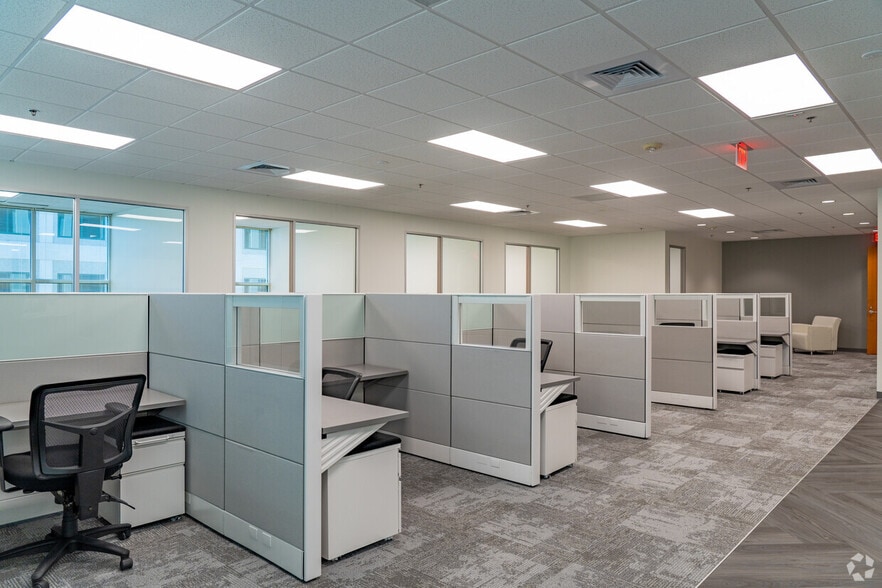 More Photos Of 8020 Arco Corporate Dr, Raleigh Unknown For Lease