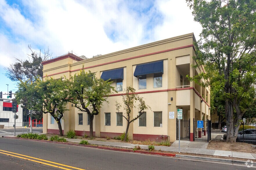 More Photos Of 602 E Santa Clara St, San Jose Medical For Lease